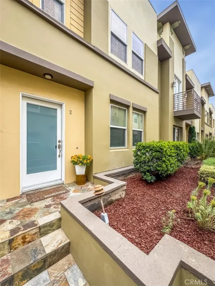 431 N Los Robles Avenue #2 photo 4