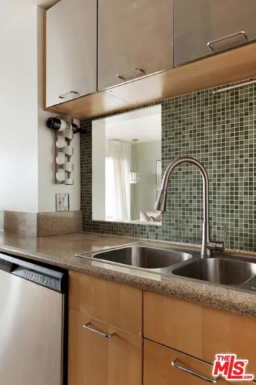 1021 N Crescent Heights Boulevard #207 photo 12
