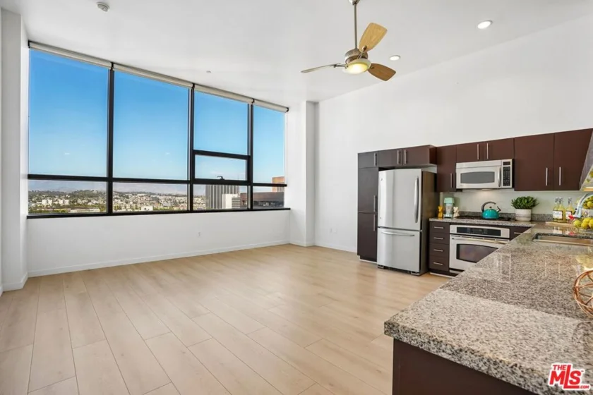 1100 Wilshire Boulevard #1804 photo 14