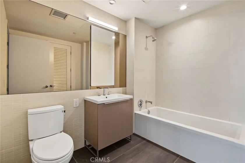889 Francisco Street #2910 photo 13