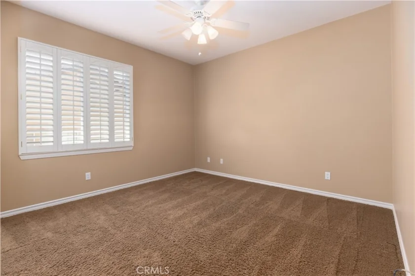 46223 Drymen Avenue photo 28