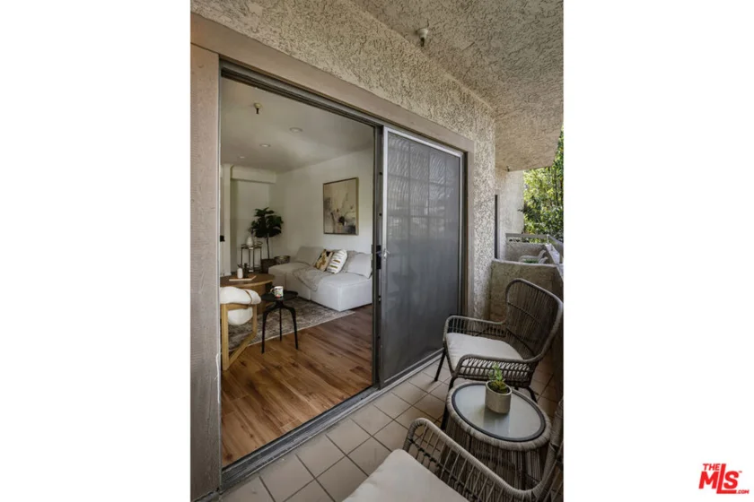 14630 Dickens Street #202 photo 32