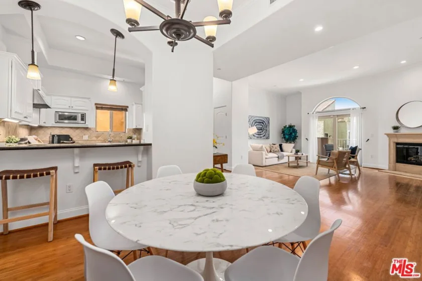 1511 Camden Avenue #PH3 photo 1