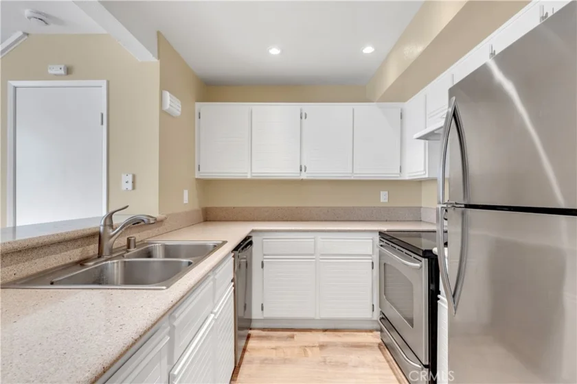 25761 Le Parc #72 photo 13