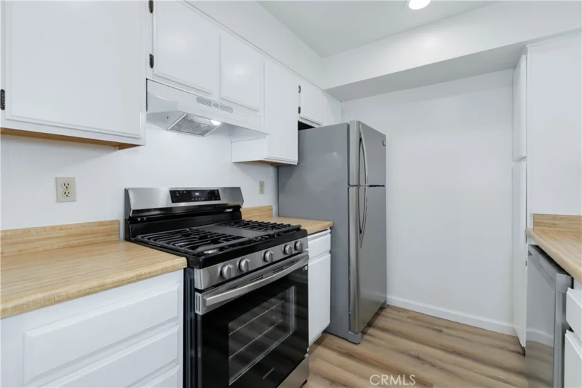 1119 Albany #226 photo 21