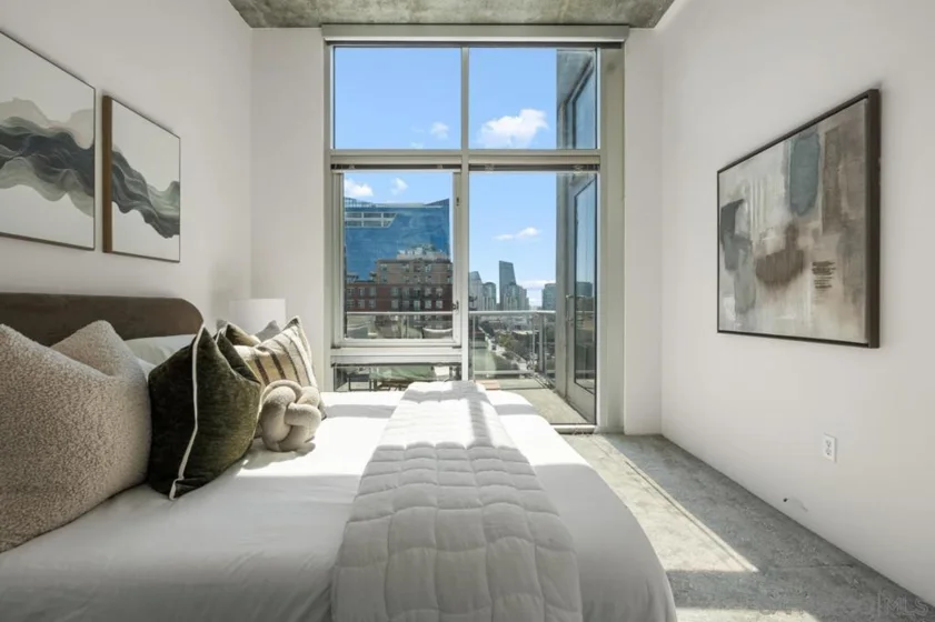 1025 Island Avenue #704 photo 25