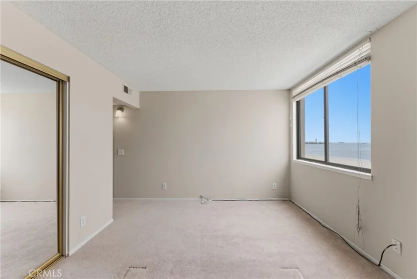 1140 E Ocean photo 37