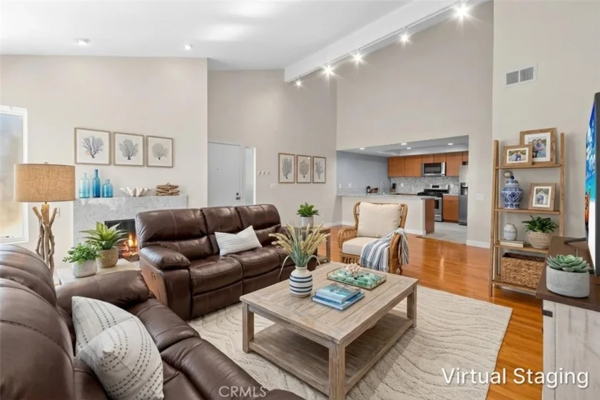 4861 Lago Drive #307 photo 12
