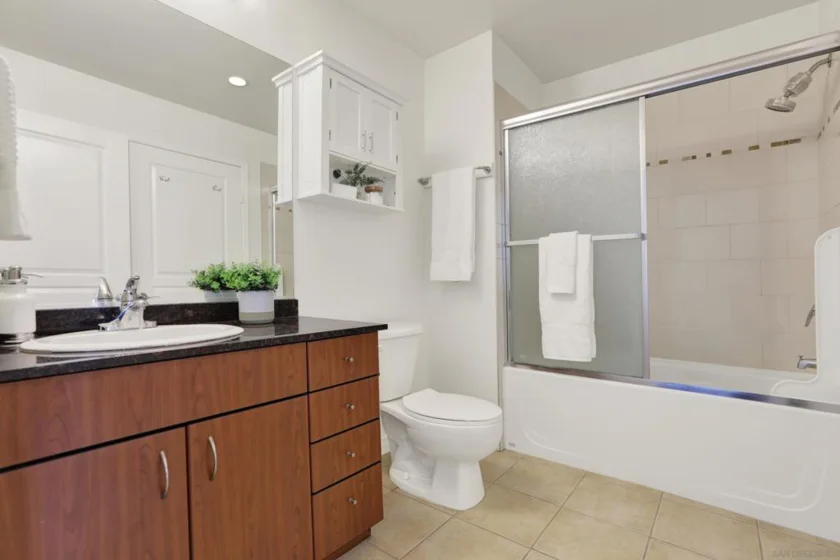 300 W Beech Street #805 photo 9