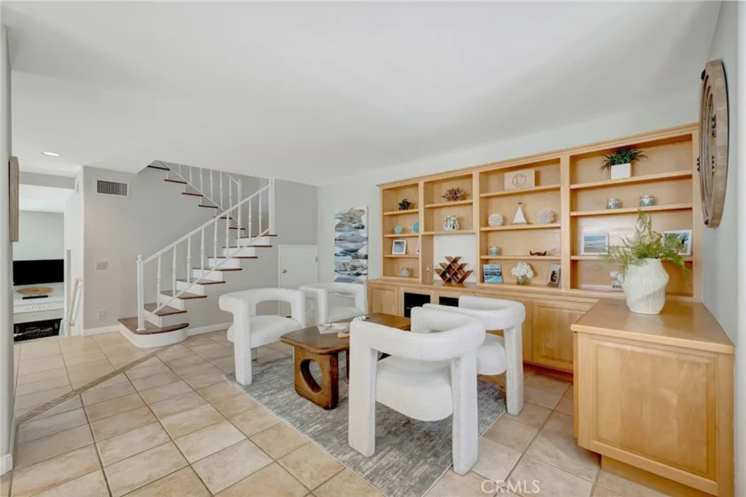 19372 Maidstone Lane photo 5