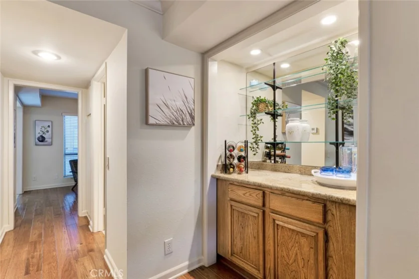 1008 W Riverside Drive #34 photo 5