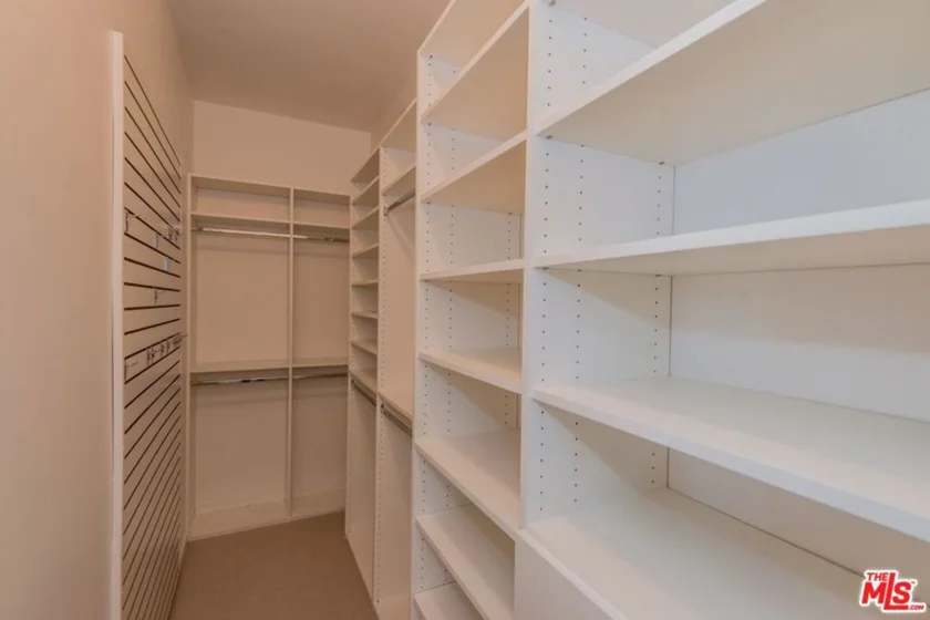 1044 5th Street #202 photo 23