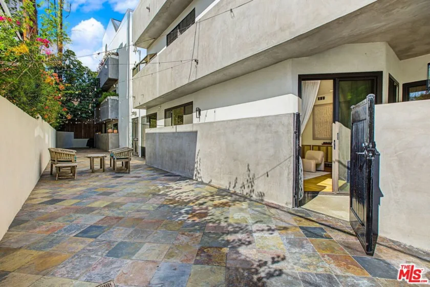 839 Larrabee Street #2 photo 33