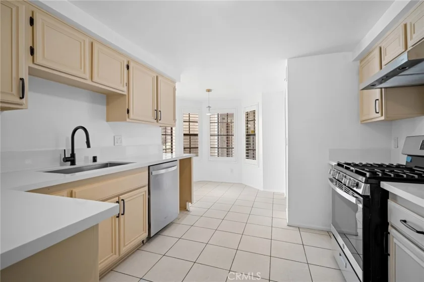 336 N Louise Street #1 photo 15