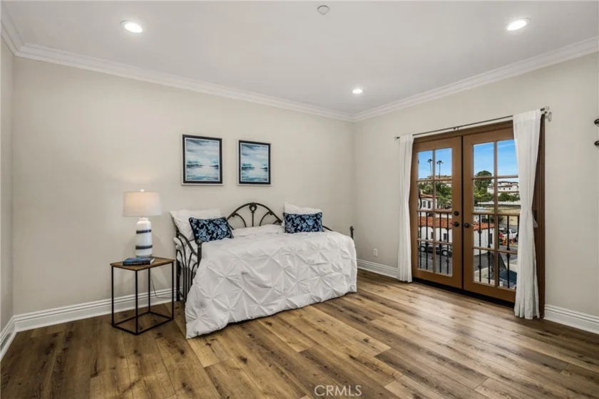 1520 N El Camino Real #10 photo 18