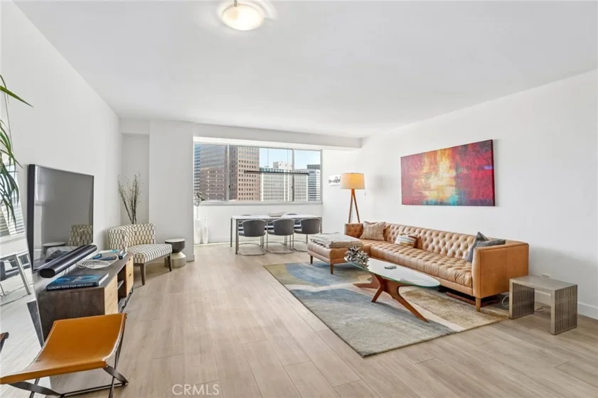 969 Hilgard Avenue #907 photo 13