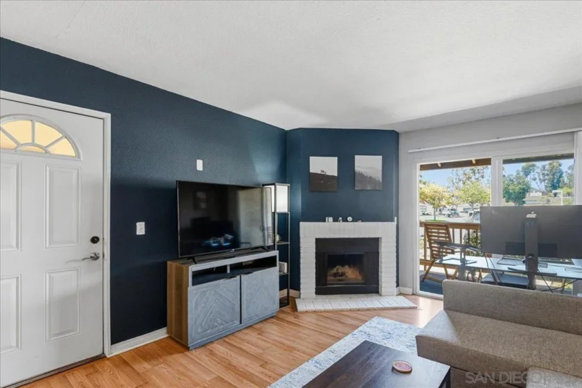 2910 Alta View Drive #203 photo 3