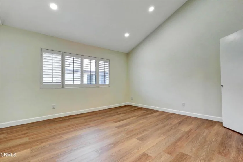 21209 Lassen Street #4 photo 10