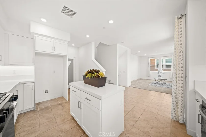155 W La Palma Avenue #2 photo 15