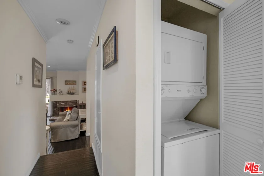 8171 Racepoint Drive #104 photo 30