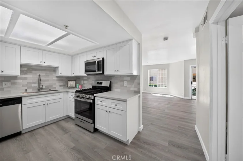 1131 Campbell Street #210 photo 4
