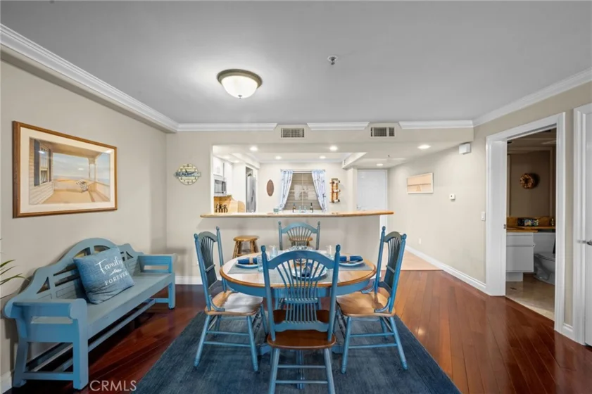 200 Pacific Coast #M-9 photo 10