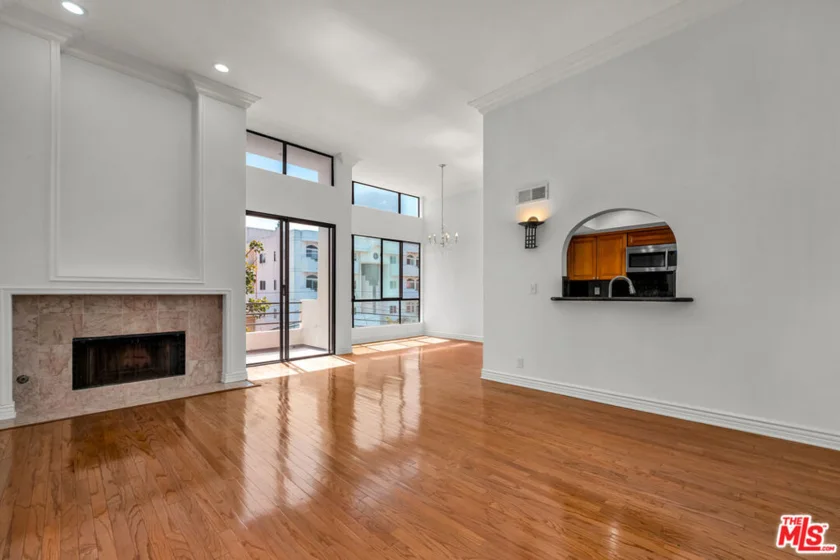 1312 S Saltair Avenue #319 photo 25