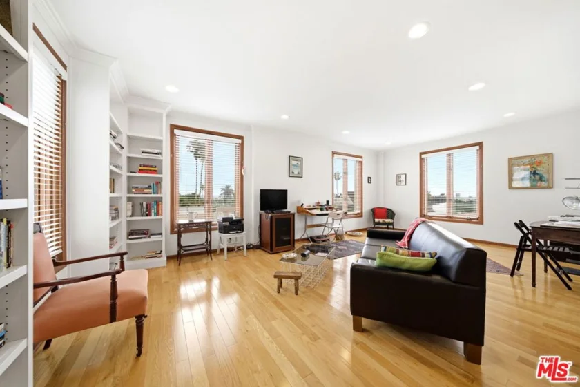 1424 N Crescent Heights Boulevard #49 photo 13