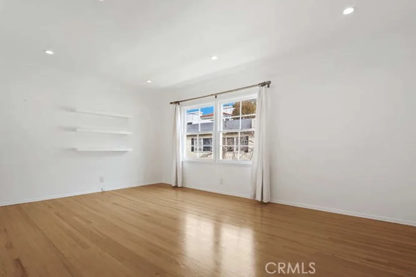 515 San Vicente #D photo 3