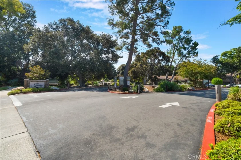 181 Streamwood photo 14