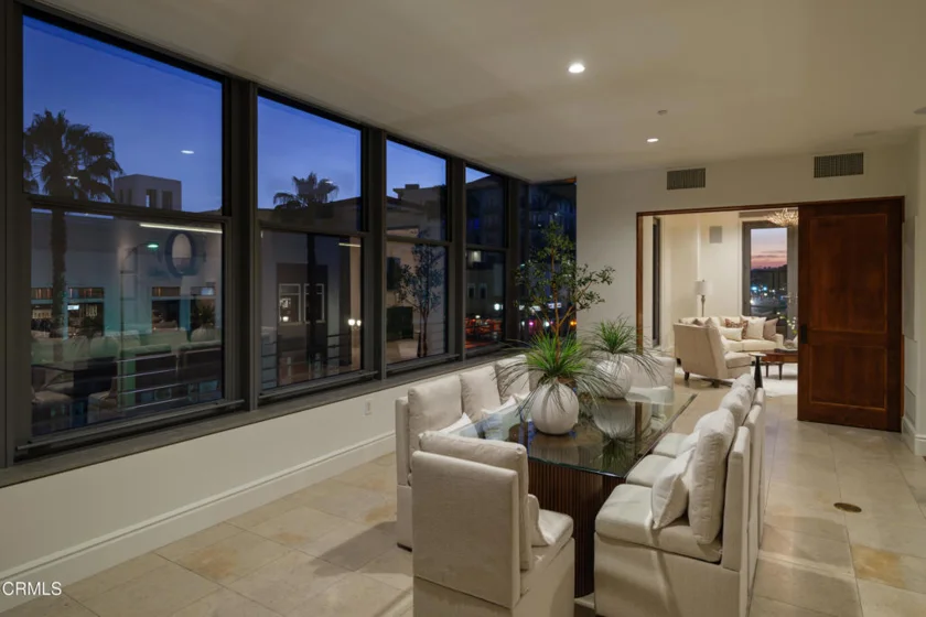345 E Colorado Boulevard #302 photo 16