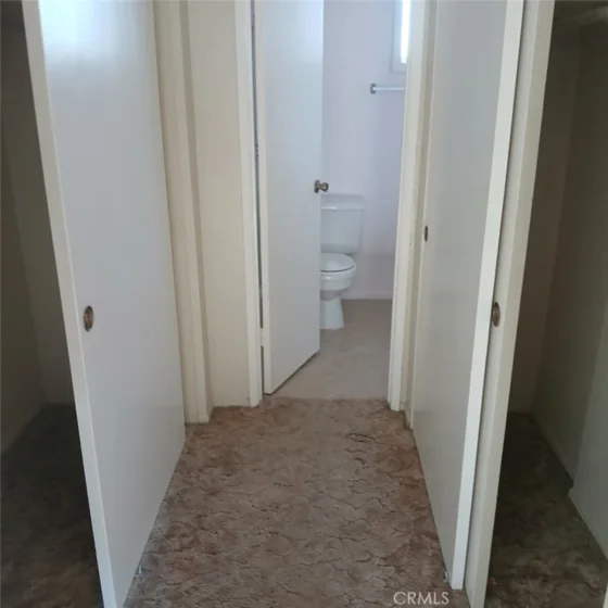2439 West Acacia Avenue photo 13