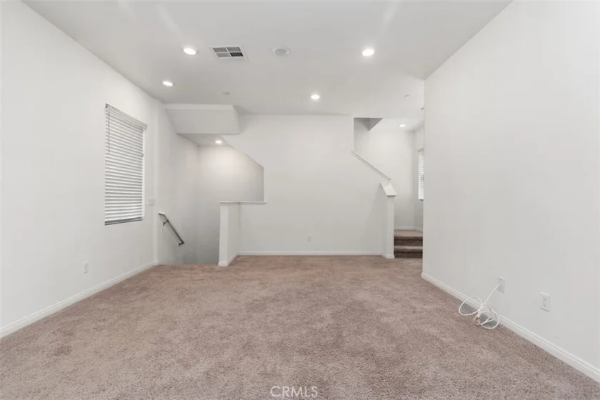 784 N Ethan photo 15