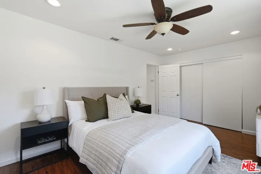 762 E Orange Grove Boulevard #3 photo 25