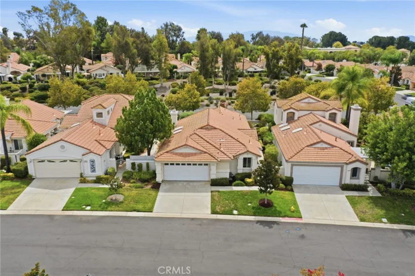 40492 Via Amapola photo 2