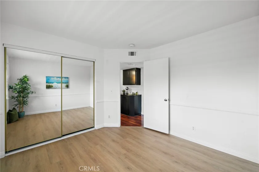 1100 Newport Avenue #404 photo 15