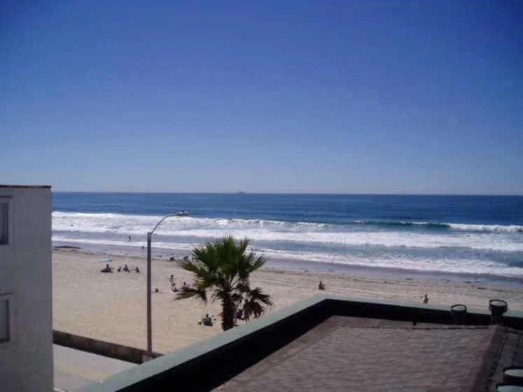 3250 Strandway photo 1