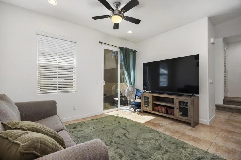 2230 Indus Way photo 9