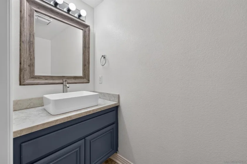 1501 India Street #304 photo 12