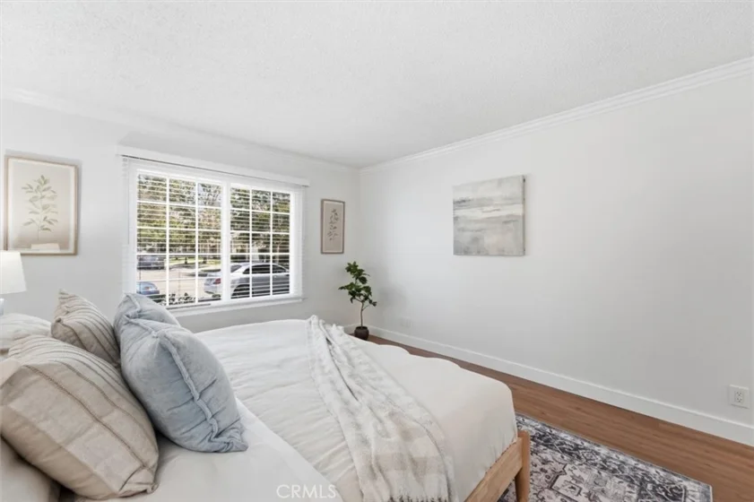 3859 Thorncroft Lane #E photo 17