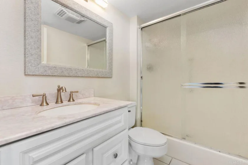 1200 N Harbor Drive #16B photo 18