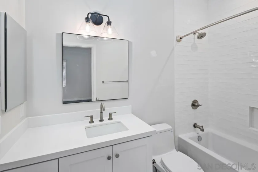 1345 Holly Avenue photo 28