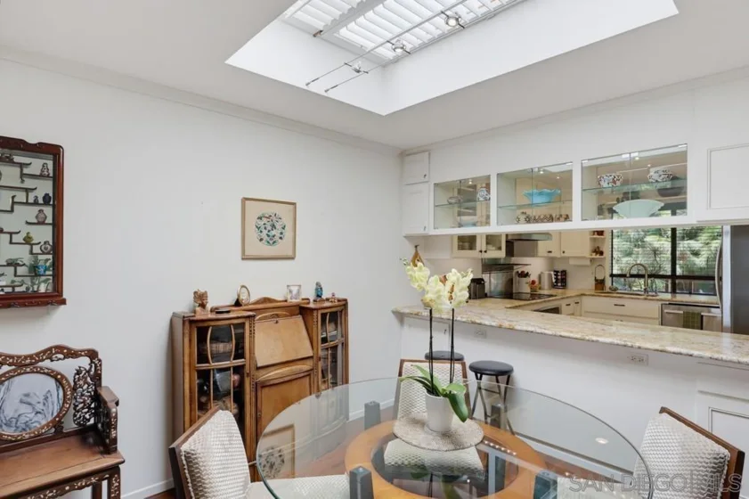 2942 Lawrence Street photo 9