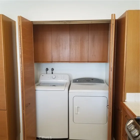 1310 E Ocean #405 photo 8