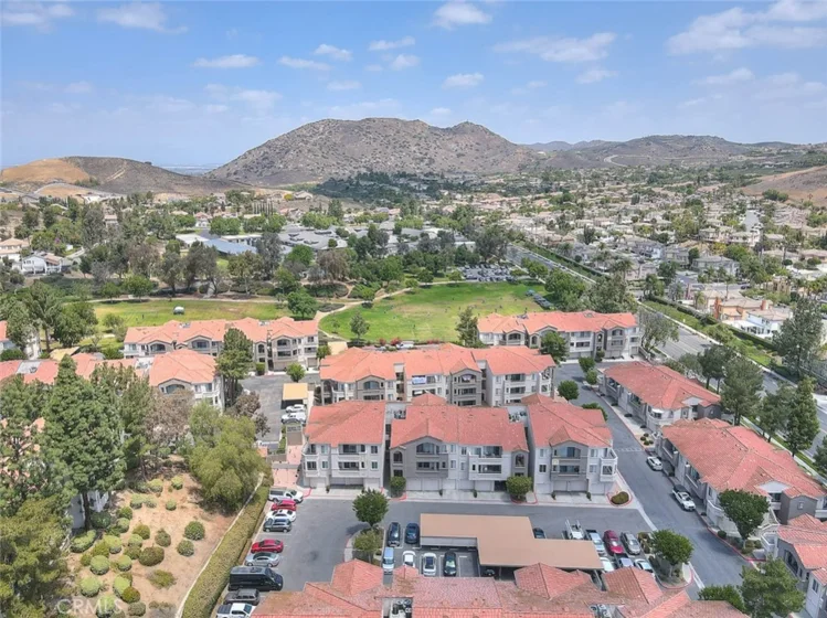 1023 Vista Del Cerro #302 photo 39
