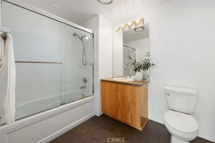 285 W 6th Street #326 photo 11