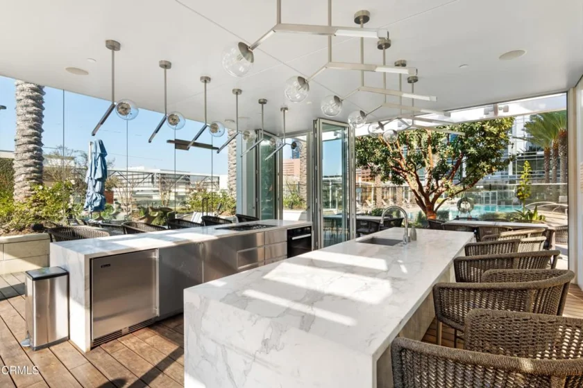877 Francisco Street #1506 photo 25