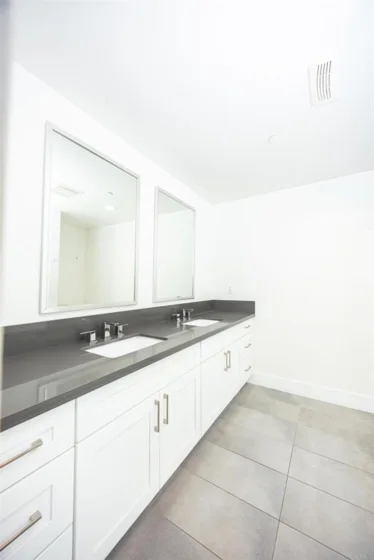 1101 S Harvard Boulevard #510 photo 18