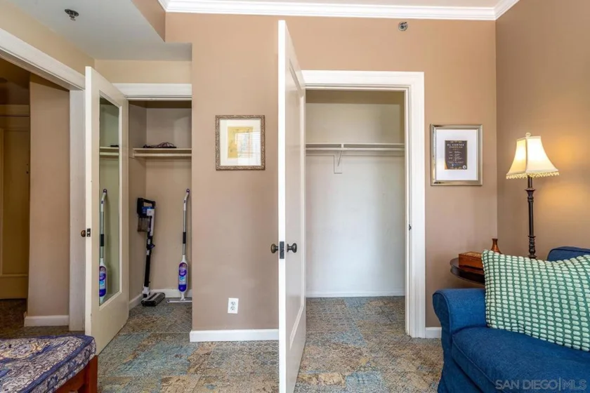 702 Ash Street #300 photo 15