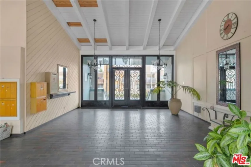 550 W Regent Street #330 photo 3